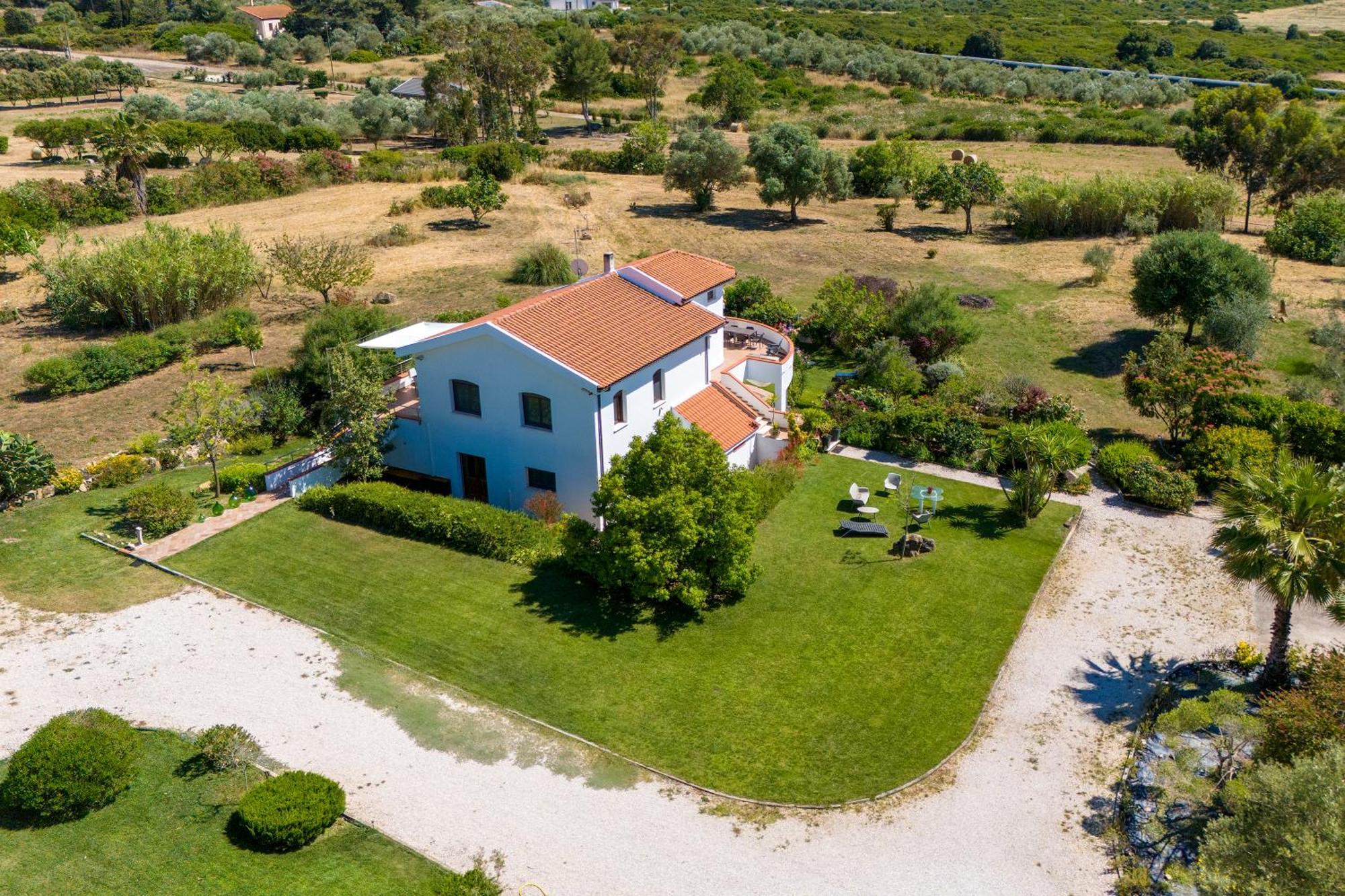 Sardinia Re - Villa Fioretta Flowers Apartments Ольмедо Экстерьер фото