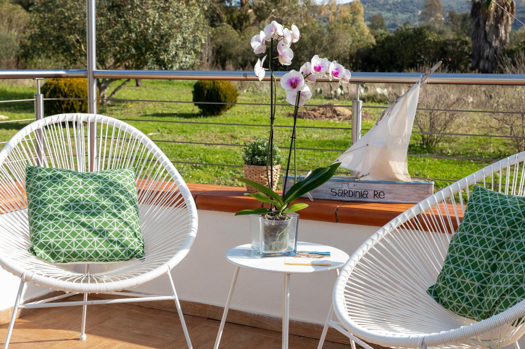 Sardinia Re - Villa Fioretta Flowers Apartments Ольмедо Экстерьер фото